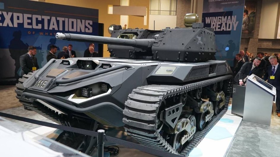  новая автономная боевая машина с пушкой Bushmaster
