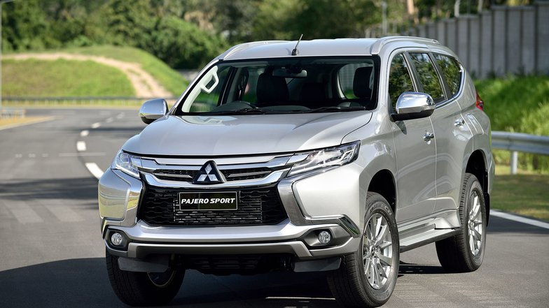 slide image for gallery: 17193 | Mitsubishi Pajero Sport
