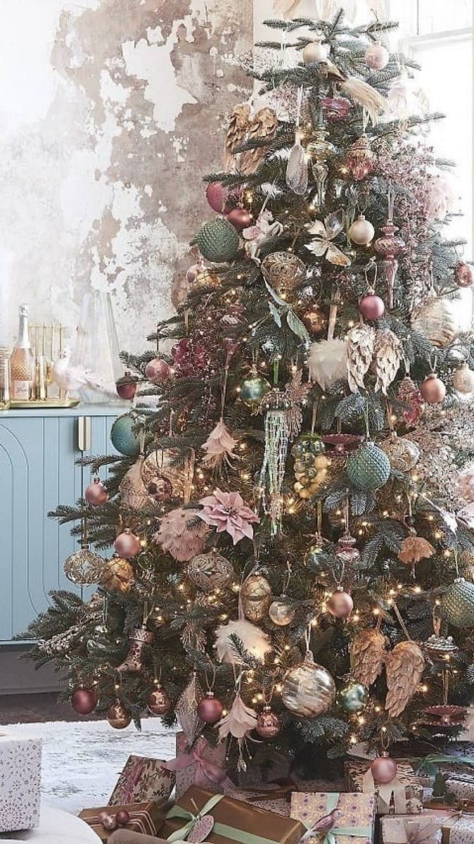 6 антитрендов в декоре елки и украшении дома на Новый год