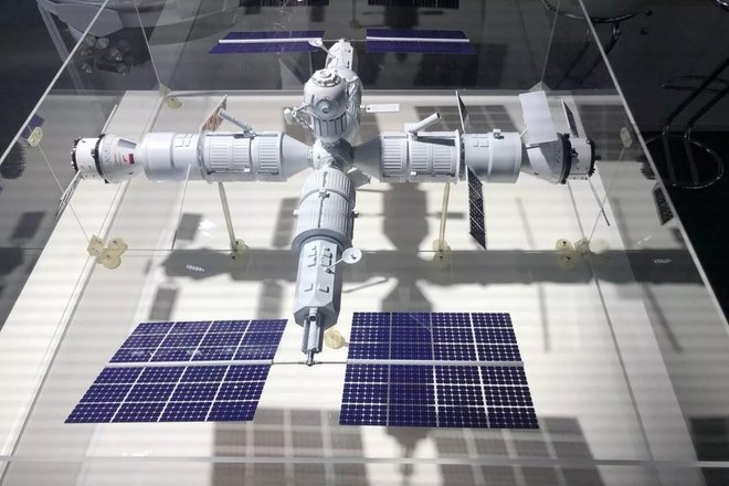 Российская орбитальная станция Российская орбитальная станция