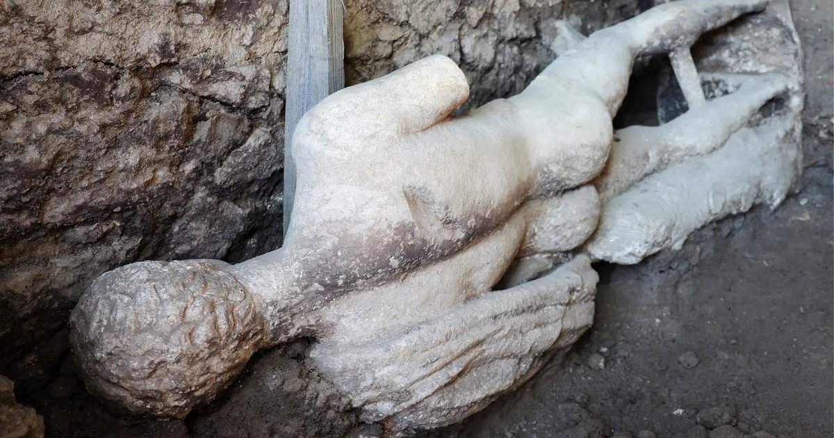 Древнегреческую статую нашли в канализации в Болгарии