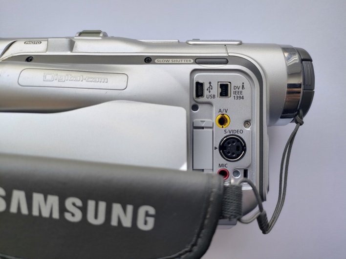 Часть видеокамеры Samsung