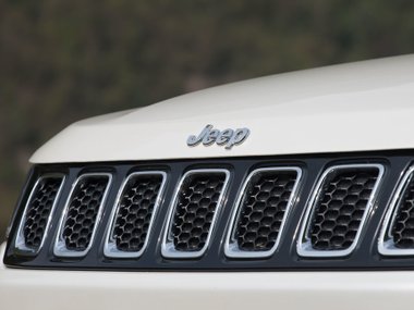 slide image for gallery: 23853 | Jeep Compass