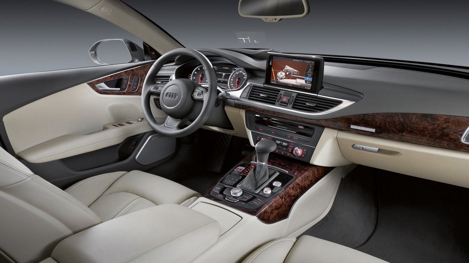 Салон лифтбека Audi A7 Sportback первого поколения во многом повторяет интерьер родственного седана Audi A6 Салон лифтбека Audi A7 Sportback первого поколения во многом повторяет интерьер родственного седана Audi A6