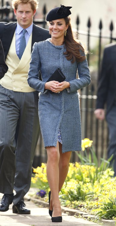 Глядя на элегантно одетую Кейт, папарацци гадали — беременна ли герцогиня во второй раз или это все-таки очередная «утка»?