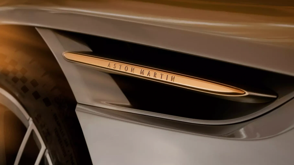 Aston Martin DB12 Goldfinger Edition