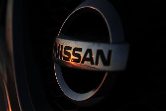 Логотип Nissan