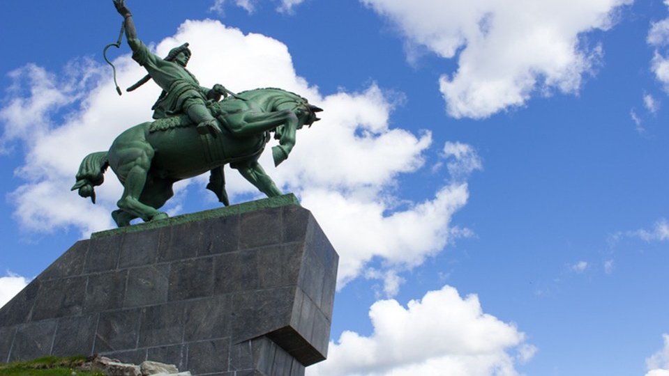 Башкортостан 6. Салават Юлаев памятник макета. Зеленые города Башкирии. Памятник Салавату Юлаеву поделки в садик. Пермь в топ самых зеленых городов.