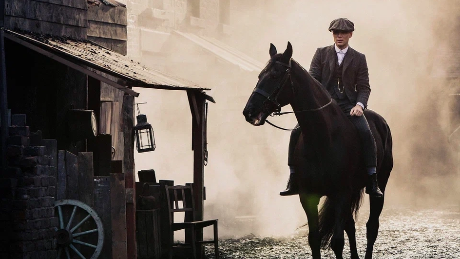 Киллиан Мерфи в сериале «Острые козырьки» Киллиан Мерфи в сериале «Острые козырьки»