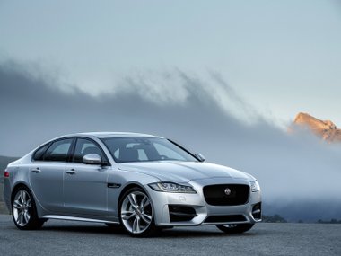 slide image for gallery: 18021 | Jaguar XF