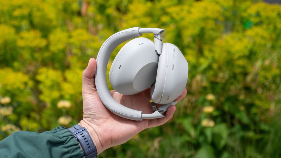 Владельцы Apple AirPods Max тоже завидуют Владельцы Apple AirPods Max тоже завидуют