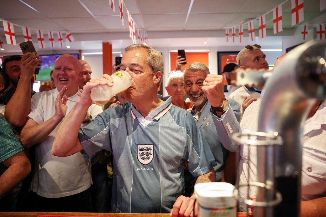 Английским фанатам на Евро может не хватить пива из-за шотландцев