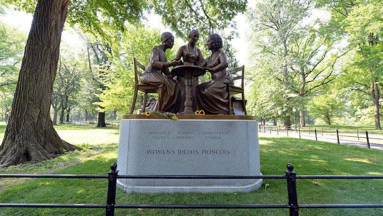 Памятник суфражисткам в Нью-Йорке