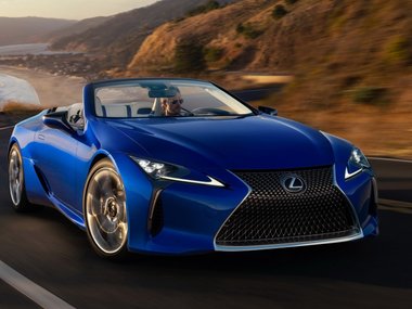 slide image for gallery: 25314 | Lexus LC 500 Convertible