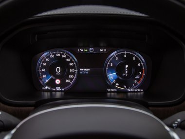 slide image for gallery: 27093 | Volvo V90