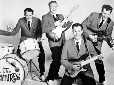 Группа The Ventures Группа The Ventures