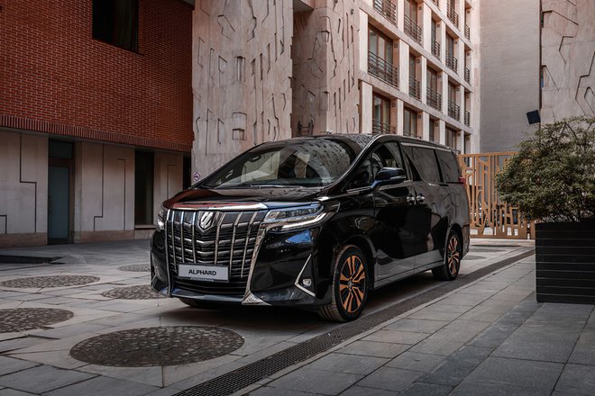 Toyota Alphard Toyota Alphard