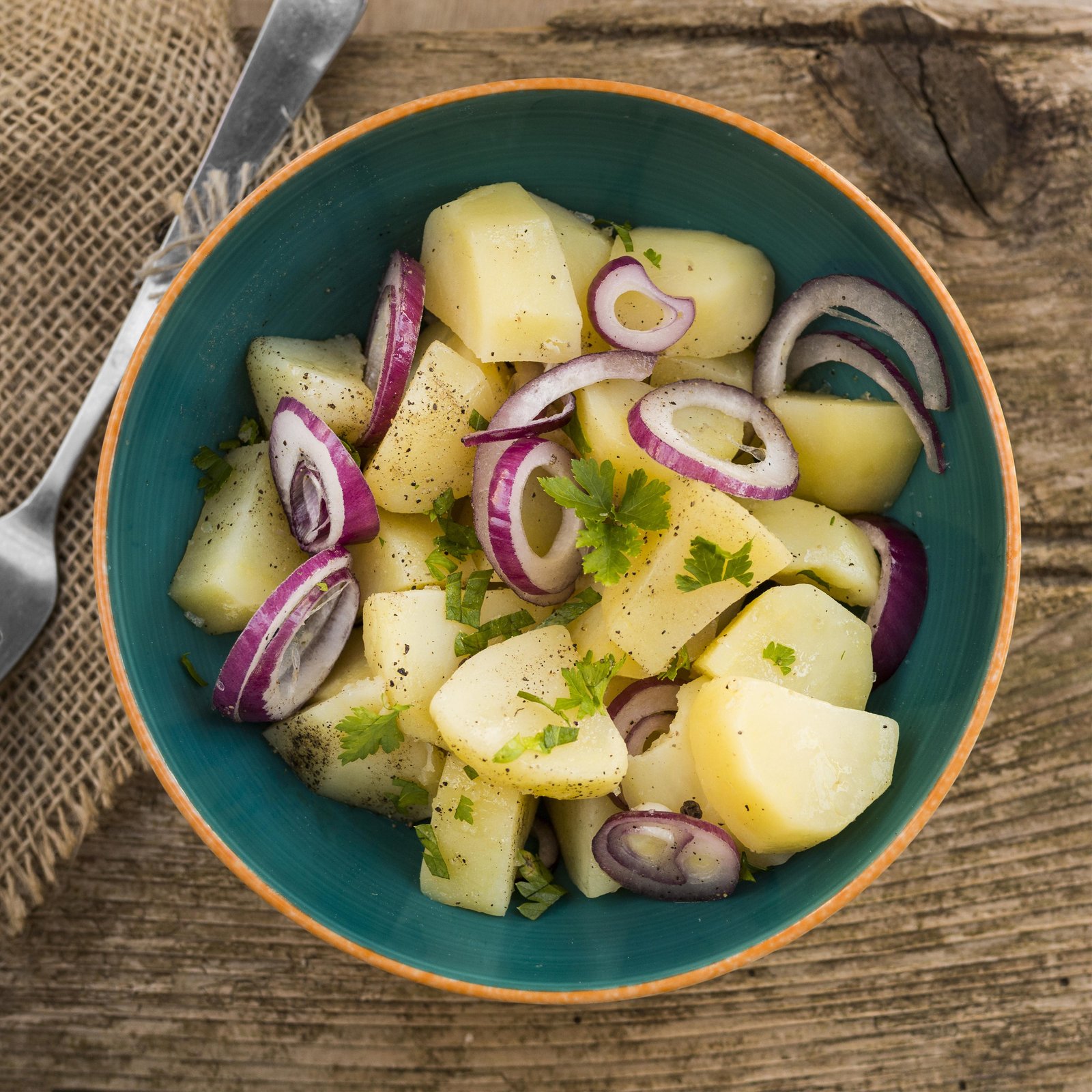 3 ингредиента: рецепт самого простого и вкусного картофельного салата