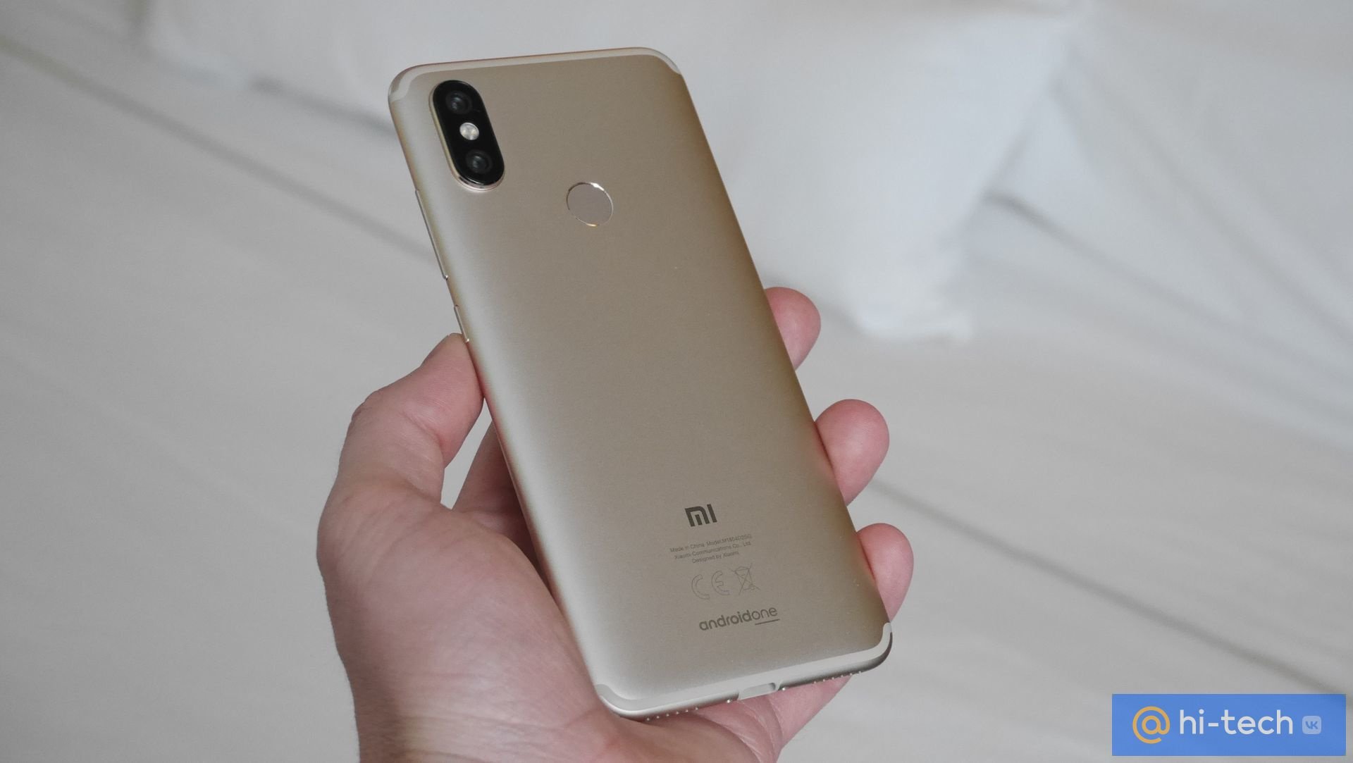 Официально: все подробности о Xiaomi Mi A2 и A2 Lite. «Чистый» Android и  подозрительная цена - Hi-Tech Mail.ru