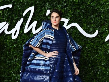 Slide image for gallery: 11948 | Шейлин Вудли в Moncler
