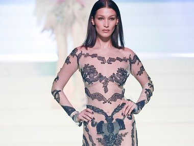 Slide image for gallery: 12298 | Белла Хадид на показе Jean Paul Gaultier
Источник: rex/fotodom