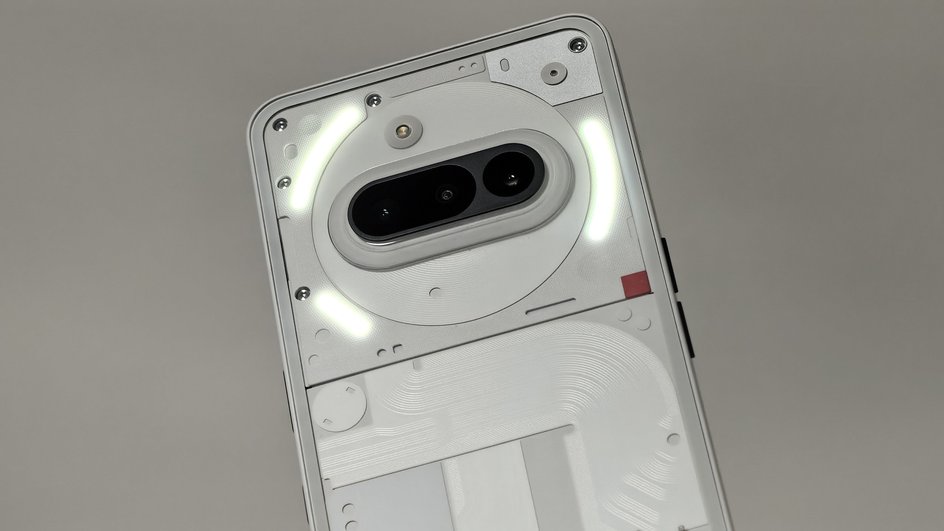 Смартфон Nothing Phone (3a) Смартфон Nothing Phone (3a)