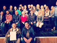 Сати Казанова с преподавателями и однокурсниками Сати Казанова с преподавателями и однокурсниками