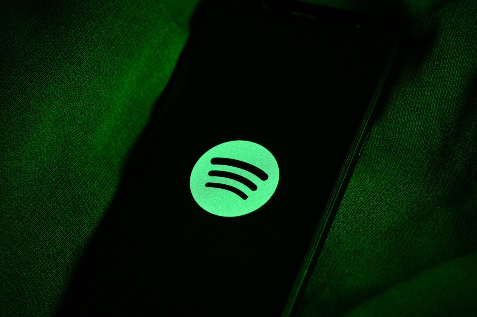 Spotify научился генерировать плейлисты по текстовому описанию - Hi-Tech  Mail.ru