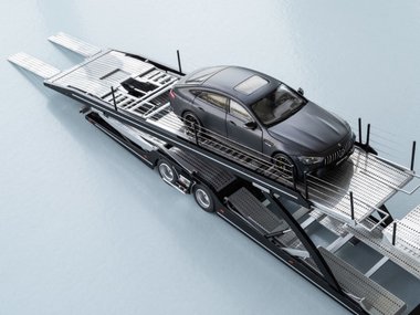 slide image for gallery: 24076 | Первый в мире автовоз Mercedes-Benz в масштабе 1:18