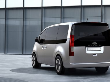 slide image for gallery: 27627 | Hyundai Staria
