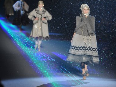 Джон Гальяно, русская коллекция Джон Гальяно, русская коллекция