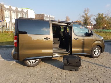 slide image for gallery: 23975 | Citroen Space Tourer