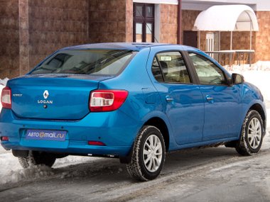 slide image for gallery: 16126 | Renault Logan. Длительный тест