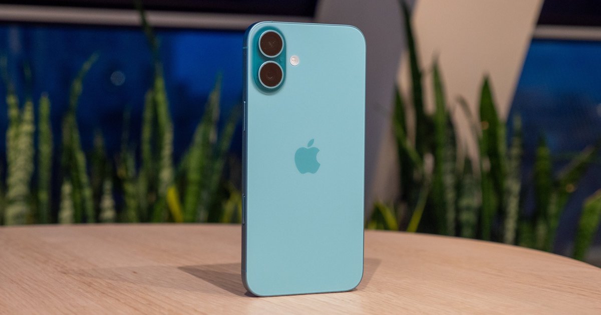 В России подешевел iPhone 16 Plus