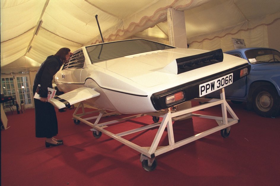 Lotus Esprit из фильма "Шпион, который меня любил"