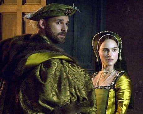Эрик Бана и Натали Портман в роли Генриха VIII и Анны Болейн («Еще одна из рода Болейн»)