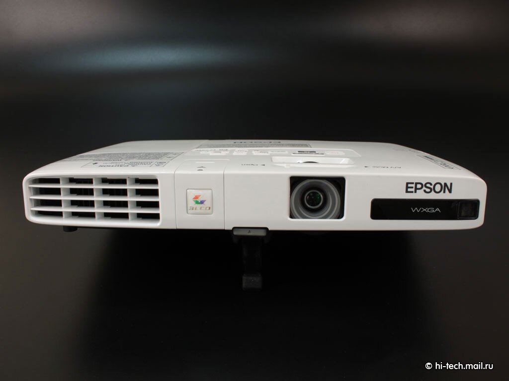 Обзор Epson EB-1775W: самый тонкий проектор в мире - Hi-Tech Mail.ru