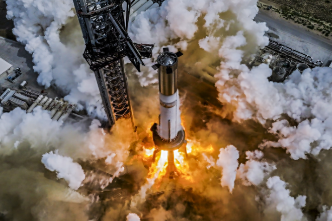 SpaceX SpaceX