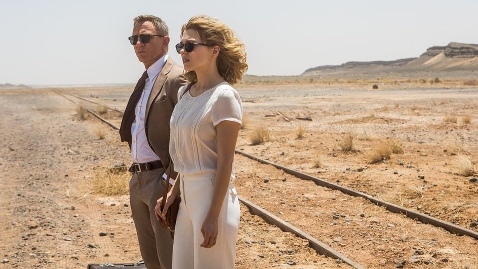 Дэниэл Крэйг и Леа Сейду в фильме «007: СПЕКТР» Дэниэл Крэйг и Леа Сейду в фильме «007: СПЕКТР»