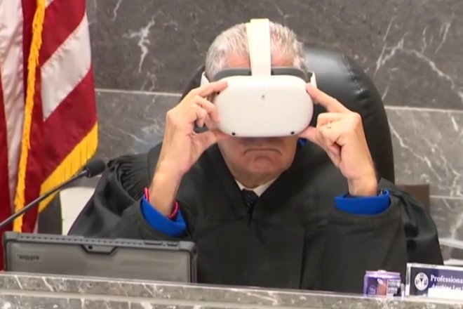 Судья в США использовал VR-шлем