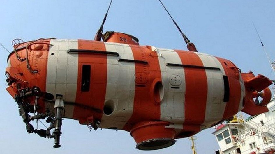 Глубоководный спасательный аппарат АС-28.