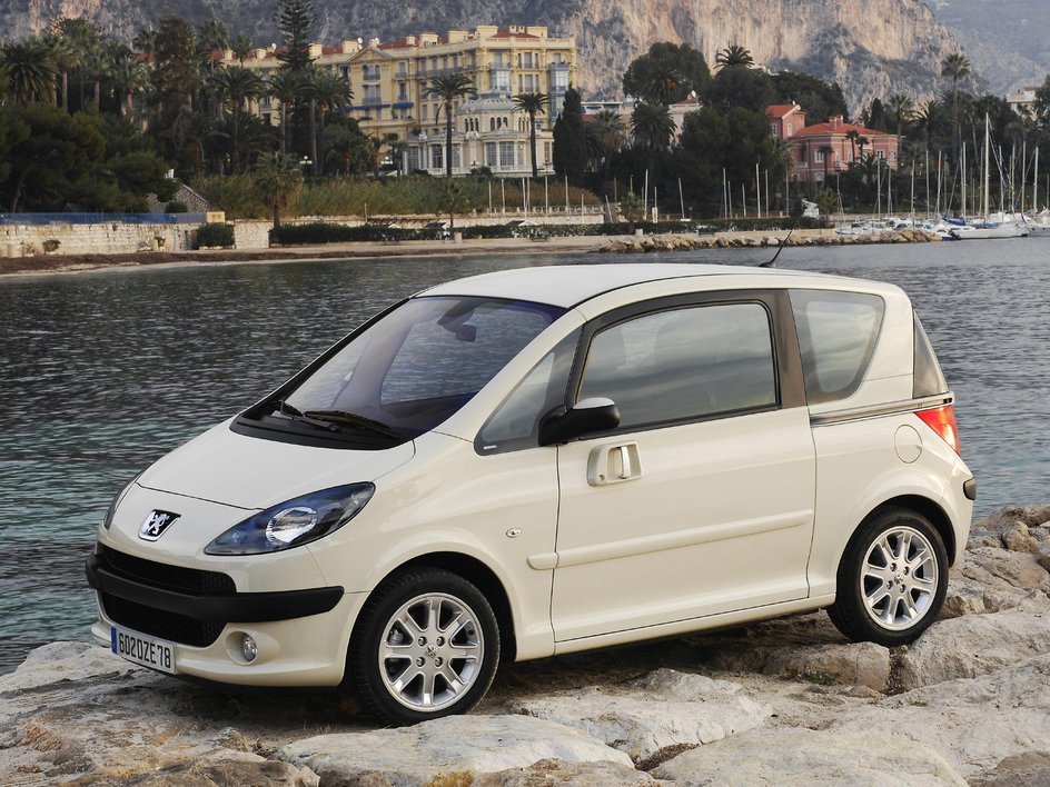 Peugeot 1007 I 2004 - 2010 Хэтчбек