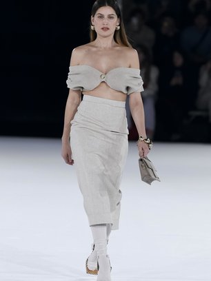 Slide image for gallery: 12270 | Летиция Каста