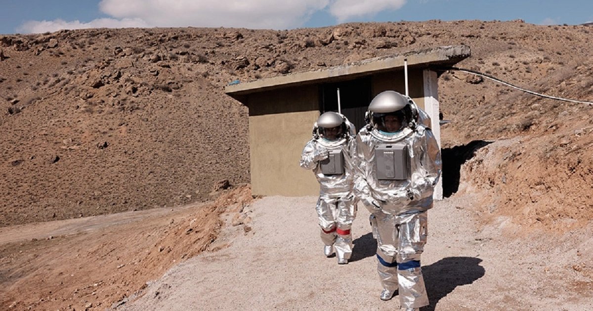 В Армении начали готовить «аналоговых космонавтов» для покорения Марса (фото)