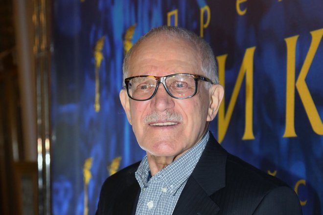 Александр Митта