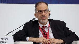 Профессор университета Шарджи Рифат Акрам Хамуди