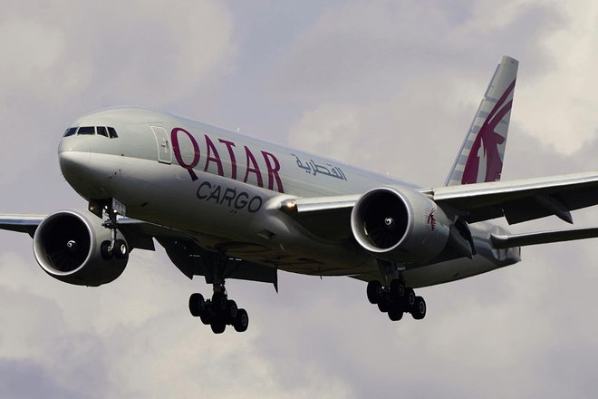 Грузовой Boeing 777 авиакомпании Qatar Airways