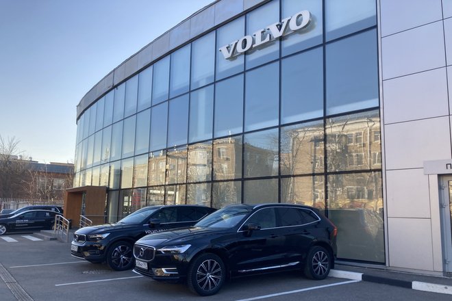 Автомобили Volvo в салоне официального дилера Автомобили Volvo в салоне официального дилера
