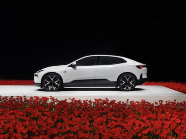 Polestar 4