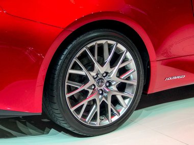 slide image for gallery: 23783 | Lexus RC